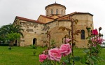 Güllerin içinden Ayasofya Kilisesi